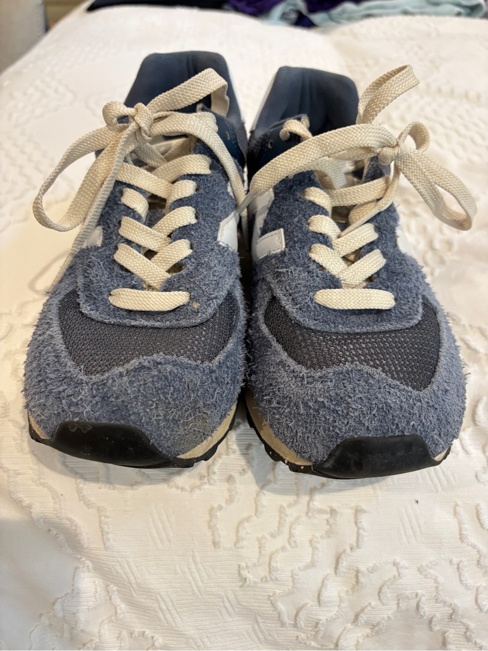 New Balance Women’s Navy Blue and Cream Textured Sneaker
